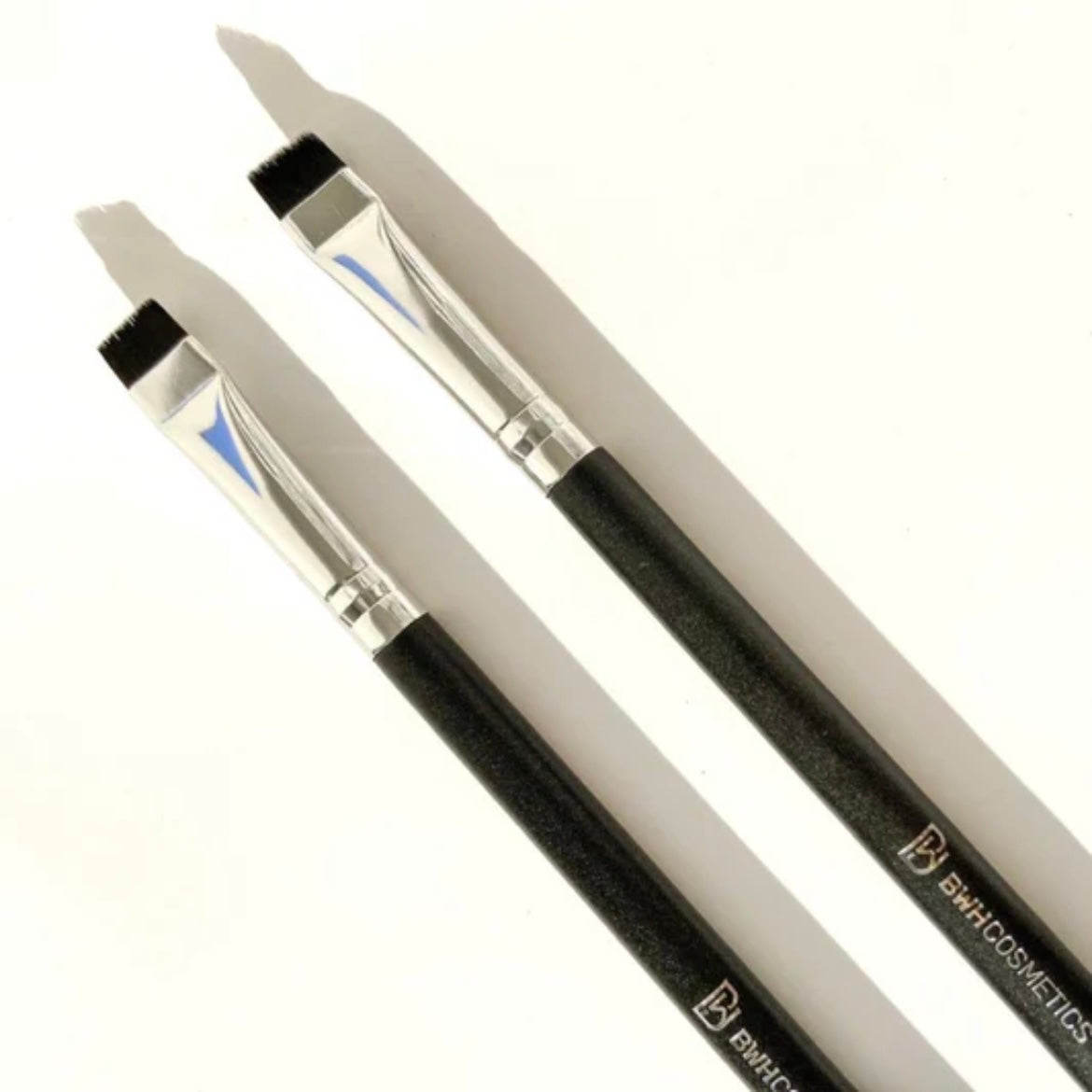 BWH FLATTEST CONCEALER BRUSH