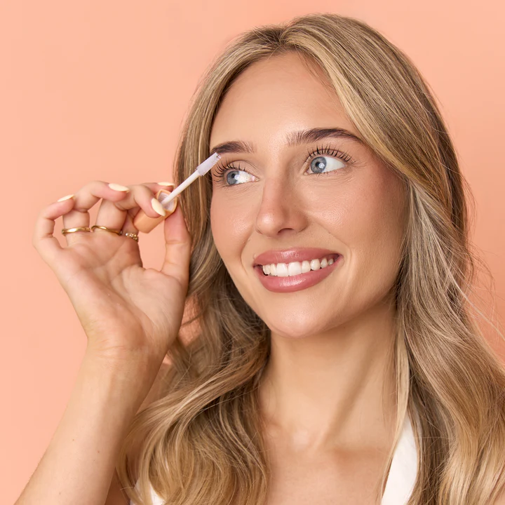 BELLA BEAUTY PRO - LASH GLOSS - HYDRATING & NOURISHING STYLING SERUM